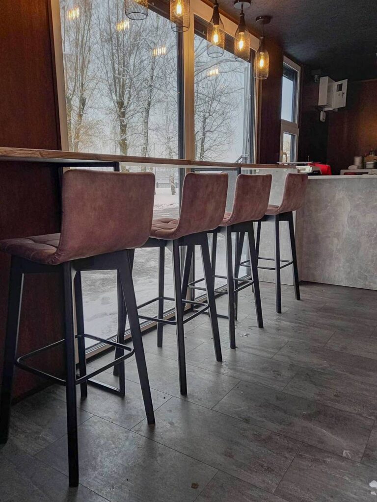 Silvia Bar — we wnętrzu